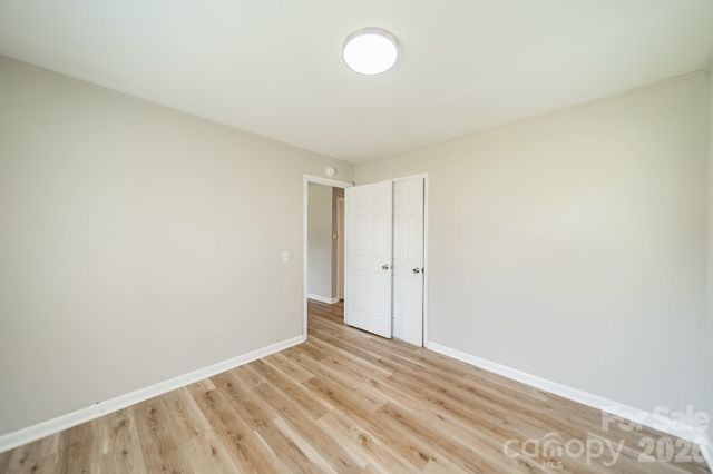 402 E Webb Street, Dallas, NC 28034