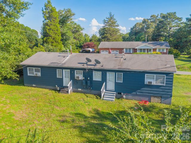 402 E Webb Street, Dallas, NC 28034