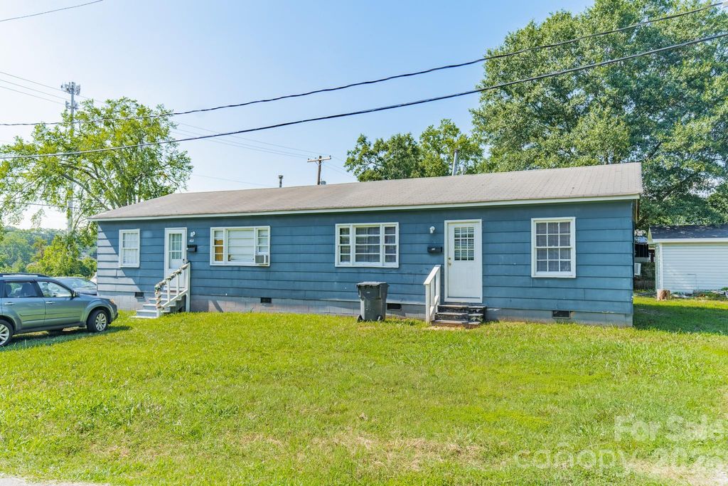 402 E Webb Street, Dallas, NC 28034