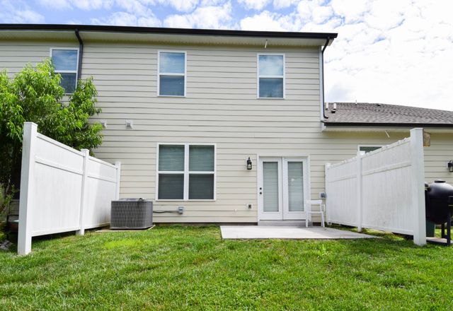 183 Fister Dr, Lebanon, TN 37090