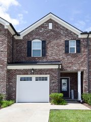 183 Fister Dr, Lebanon, TN 37090
