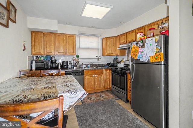 1715 BORBECK, Philadelphia, PA 19111