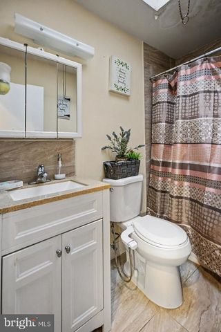 1715 BORBECK, Philadelphia, PA 19111