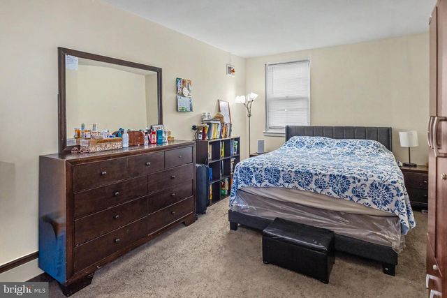 1715 BORBECK, Philadelphia, PA 19111