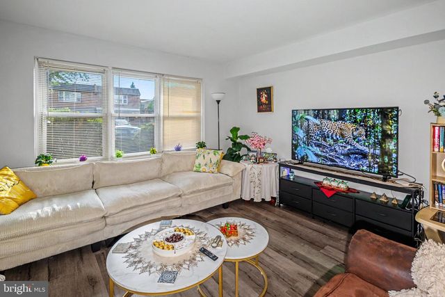 1715 BORBECK, Philadelphia, PA 19111