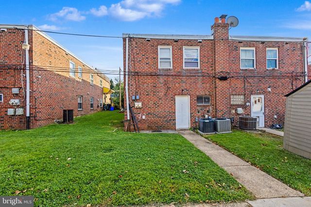 1715 BORBECK, Philadelphia, PA 19111