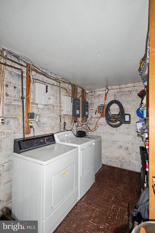 1715 BORBECK, Philadelphia, PA 19111