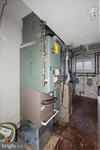 1715 BORBECK, Philadelphia, PA 19111