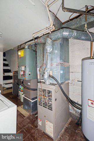 1715 BORBECK, Philadelphia, PA 19111
