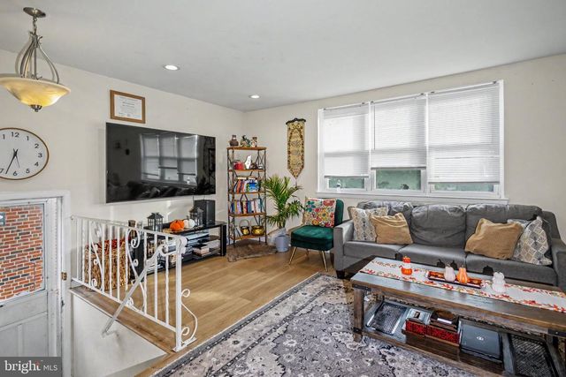 1715 BORBECK, Philadelphia, PA 19111