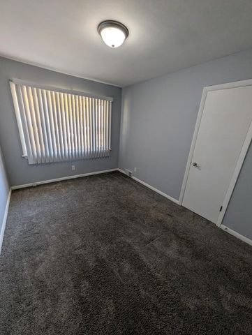 3233 S 55th STREET, Milwaukee, WI 53219