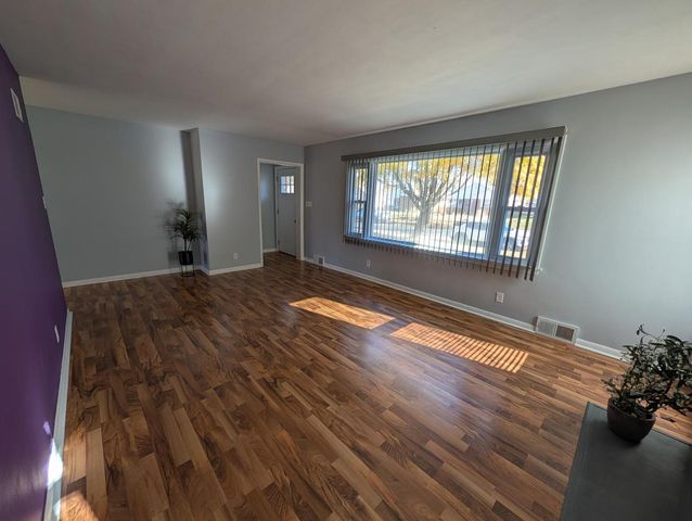 3233 S 55th STREET, Milwaukee, WI 53219