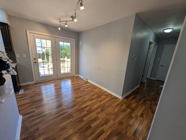 3233 S 55th STREET, Milwaukee, WI 53219