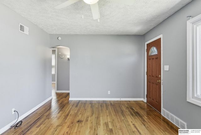 6539 Binney Street, Omaha, NE 68104
