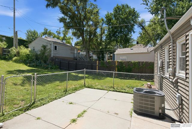6539 Binney Street, Omaha, NE 68104
