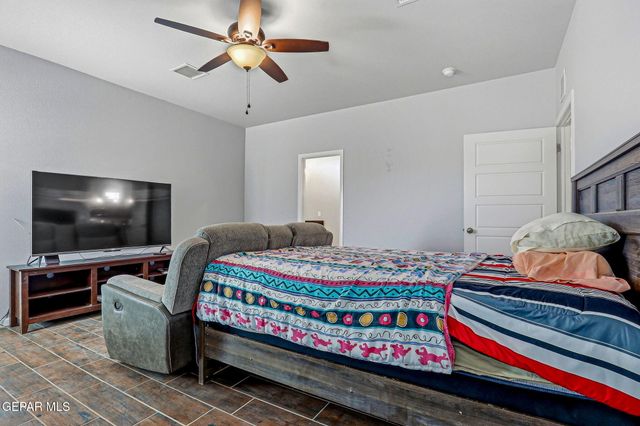 12108 RED MAN Drive, El Paso, TX 79934