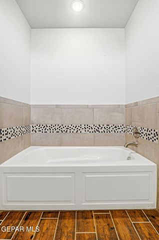 12108 RED MAN Drive, El Paso, TX 79934