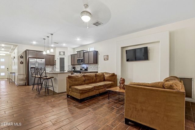 12108 RED MAN Drive, El Paso, TX 79934