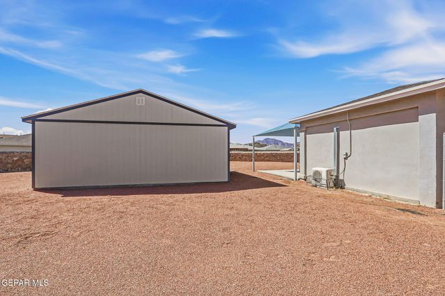 12108 RED MAN Drive, El Paso, TX 79934