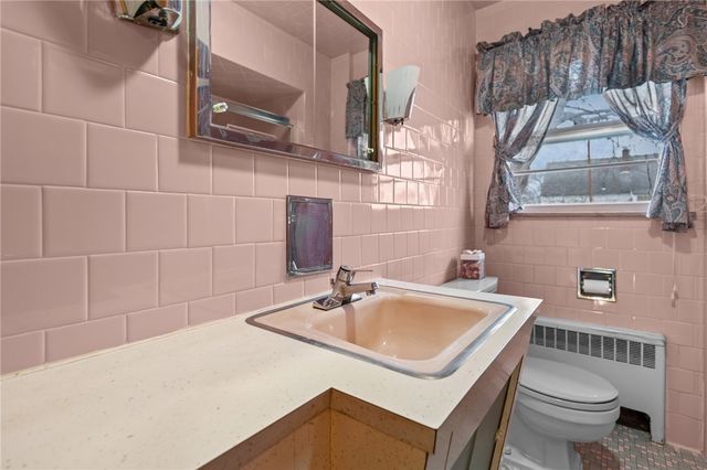 151 Chestnut Hill Avenue, Cranston, RI 02920