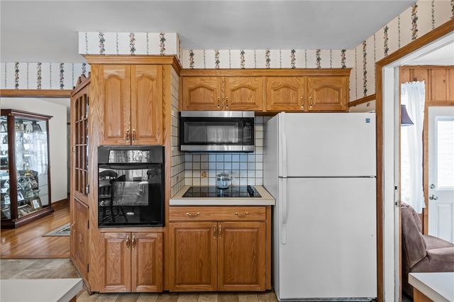 151 Chestnut Hill Avenue, Cranston, RI 02920