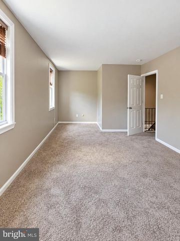 871 N 5TH ST, Philadelphia, PA 19123