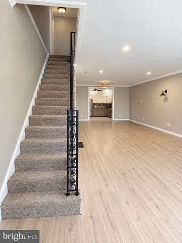 871 N 5TH ST, Philadelphia, PA 19123