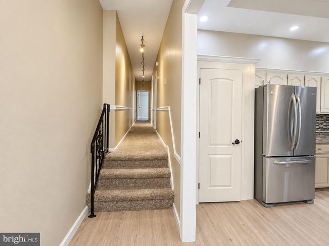 871 N 5TH ST, Philadelphia, PA 19123