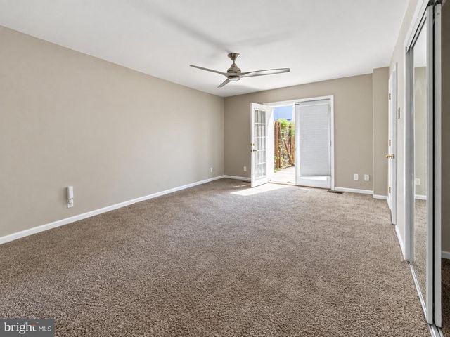 871 N 5TH ST, Philadelphia, PA 19123