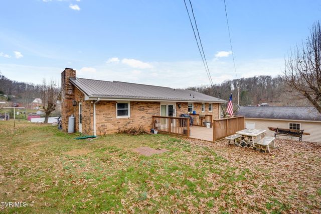 1674 Gale Lane, Kingsport, TN 37660
