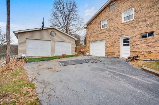 1674 Gale Lane, Kingsport, TN 37660