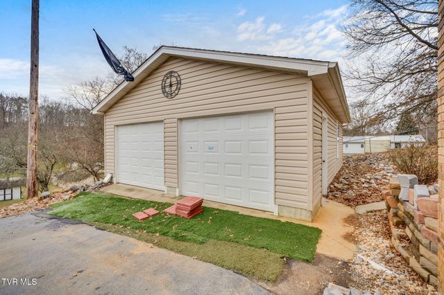 1674 Gale Lane, Kingsport, TN 37660