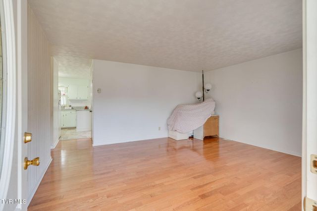 1674 Gale Lane, Kingsport, TN 37660