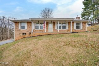 1674 Gale Lane, Kingsport, TN 37660