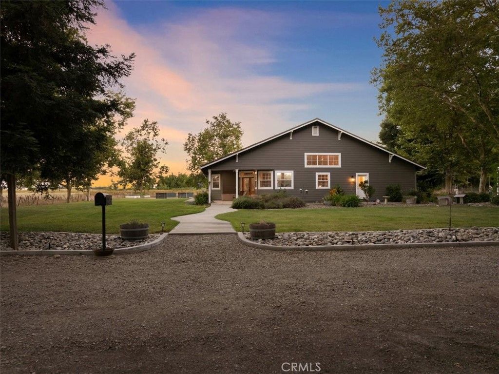 Image 1 of property listing at 10975 Shasta Boulevard, Los Molinos, CA 96055