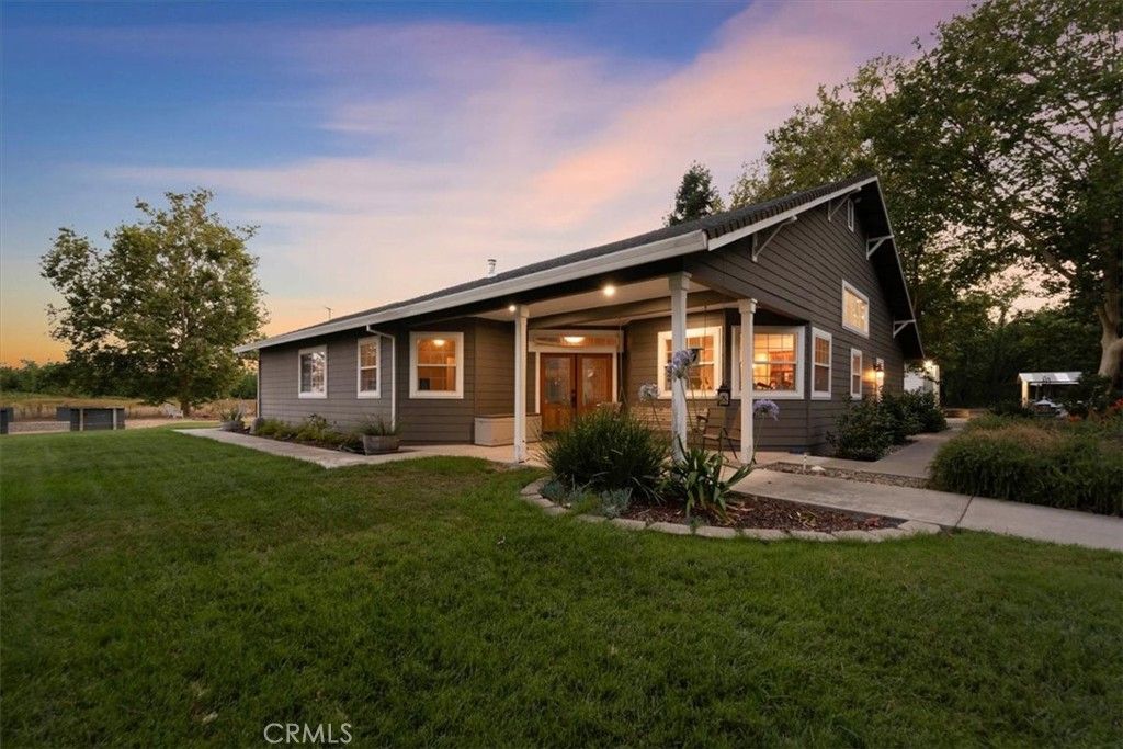 Image 13 of property listing at 10975 Shasta Boulevard, Los Molinos, CA 96055