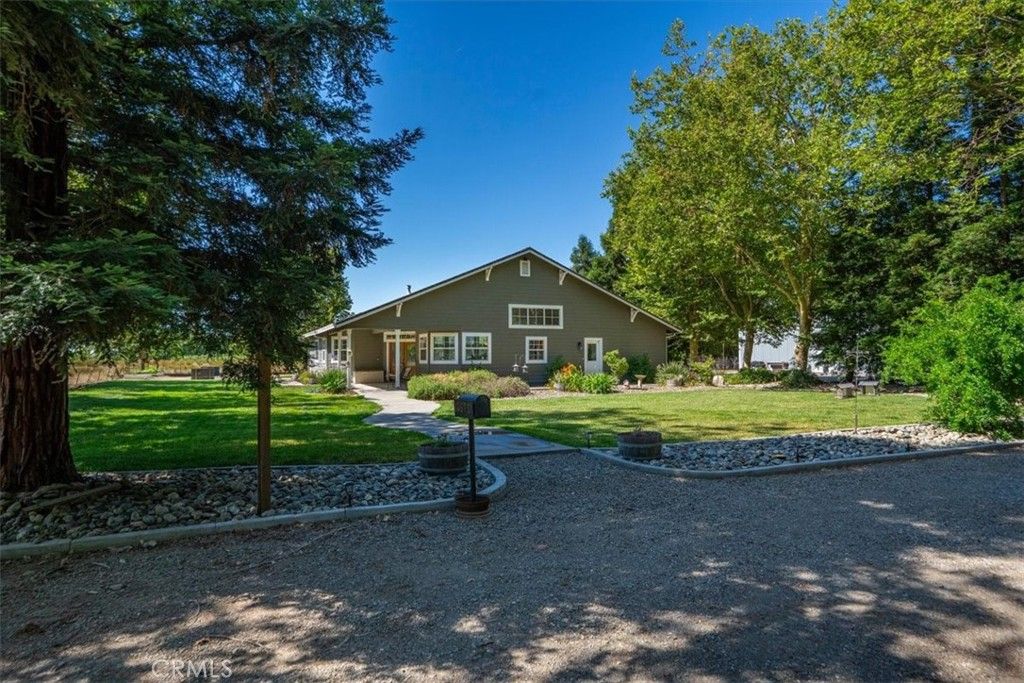 Image 17 of property listing at 10975 Shasta Boulevard, Los Molinos, CA 96055