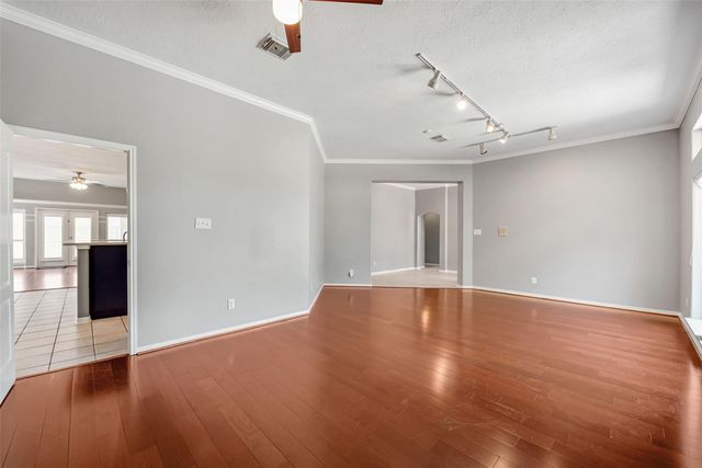 2364 Autumn Mist Court, League City, TX 77573