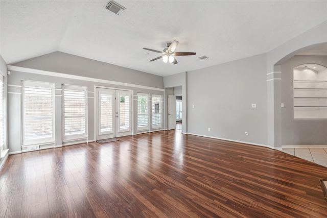 2364 Autumn Mist Court, League City, TX 77573