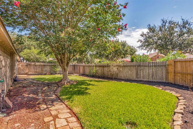 2364 Autumn Mist Court, League City, TX 77573