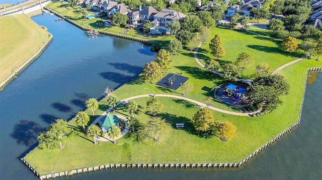 2364 Autumn Mist Court, League City, TX 77573