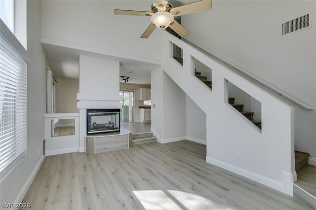 8703 Sandringham Avenue, Las Vegas, NV 89129