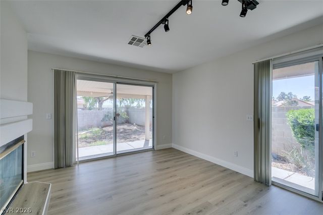 8703 Sandringham Avenue, Las Vegas, NV 89129