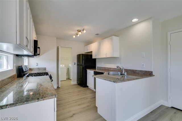 8703 Sandringham Avenue, Las Vegas, NV 89129