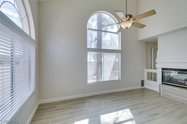 8703 Sandringham Avenue, Las Vegas, NV 89129