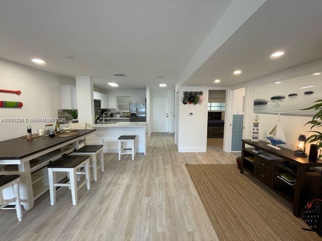 3944 NE 167th St 107, North Miami Beach, FL 33160