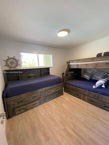 3944 NE 167th St 107, North Miami Beach, FL 33160