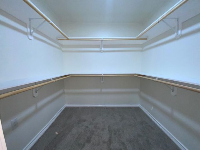 588 Vicksburg Ln, Livingston, TX 77351