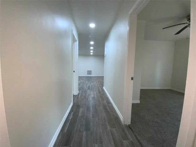 588 Vicksburg Ln, Livingston, TX 77351