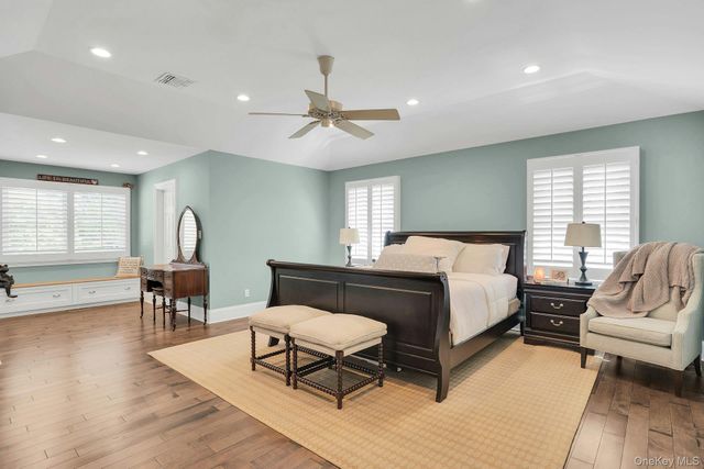 101 Hayrick Lane, Commack, NY 11725